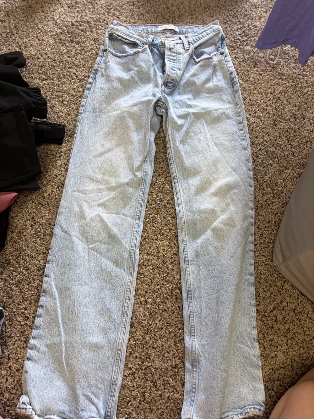 90s baggy low rise jeans